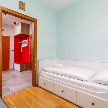 Platan City Centre By Renters アパート シフィノウイシチェ